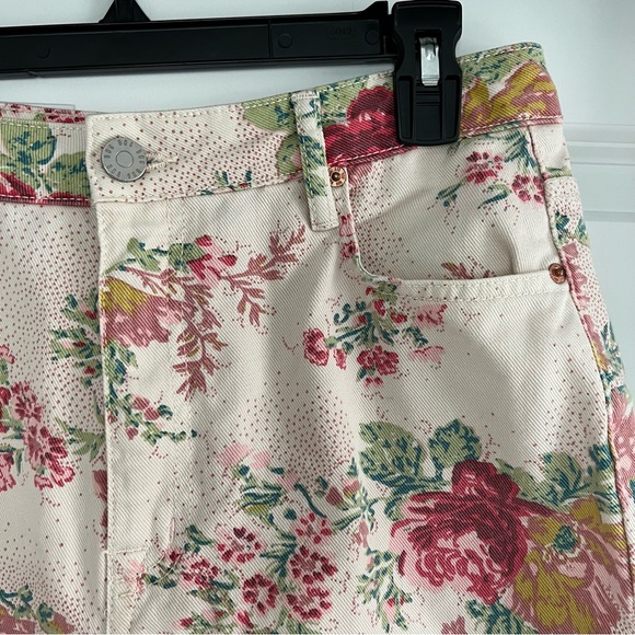 BDG Urban Outfitters Floral High Waisted Shorts - Picture 8 of 12